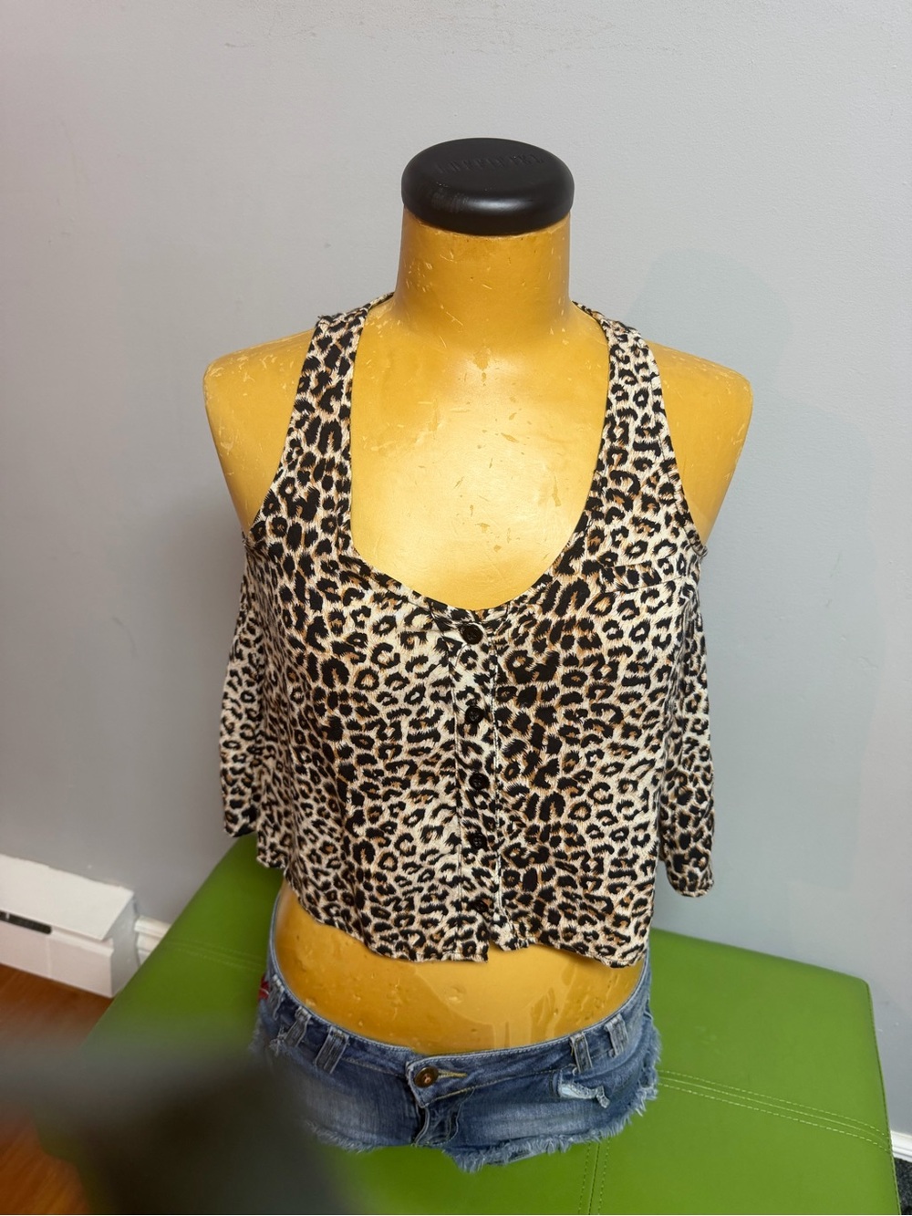 Sparkle & Fade Leopard Print Racerback Crop Tank - Beige & Black
